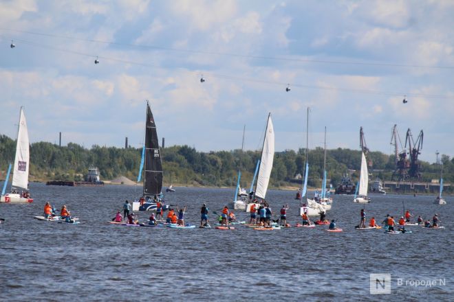 75 яхт и более 500 сапов вышли на Волгу в Нижнем Новгороде в День города - фото 111