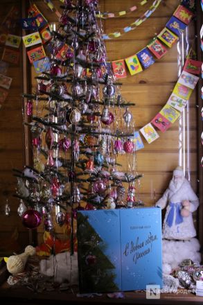 Волшебство из стекла: фоторепортаж с фабрики елочных игрушек в Нижнем Новгороде - фото 53