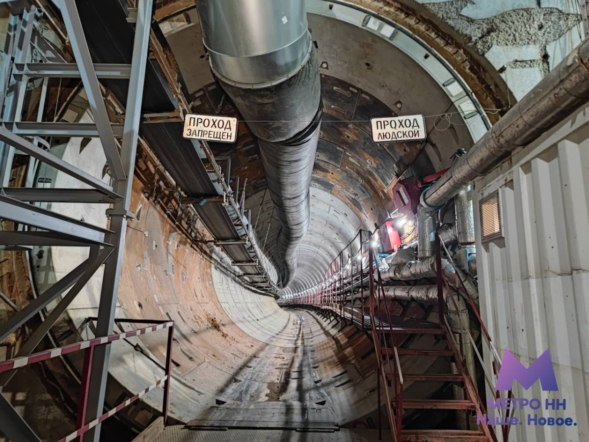 Метрощит &laquo;Владимир&raquo; прошел первый километр от Сенной площади - фото 1