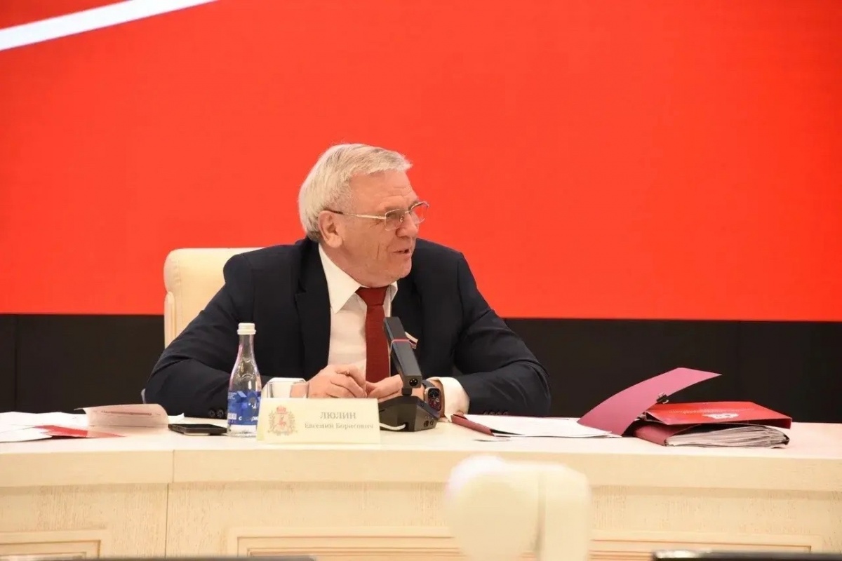 Люлин высказался об обучении операторов БПЛА для сельского хозяйства - фото 1