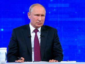 У Путина спросили, не инопланетянин ли он