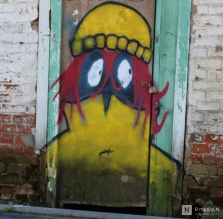 Старинные дома и современное искусство: как выглядит и чем привлекает Грузинский квартал в Нижнем Новгороде - фото 49