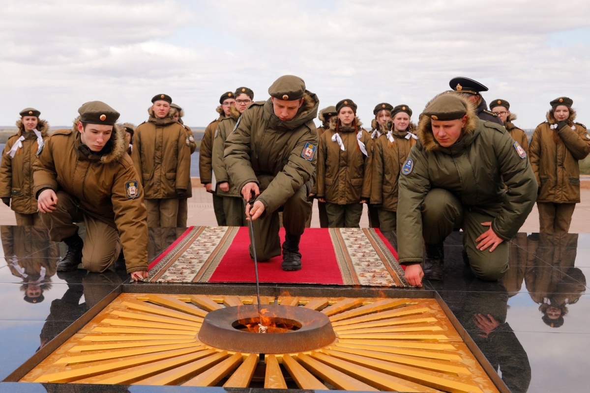 Вечный огонь в нижегородском кремле открыли после капремонта - фото 1