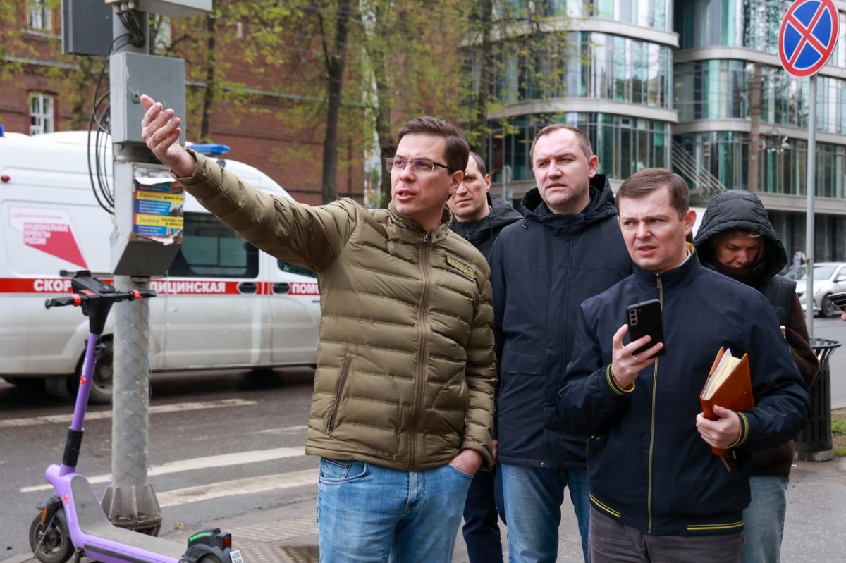 Шалабаев пригрозил подрядчикам, не восстановившим благоустройство после зимы - фото 1