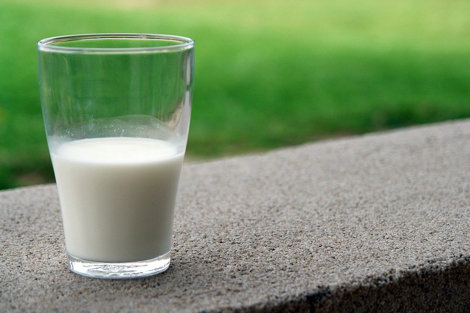 Пять неожиданных признаков, что у вас непереносимость молока - фото 1