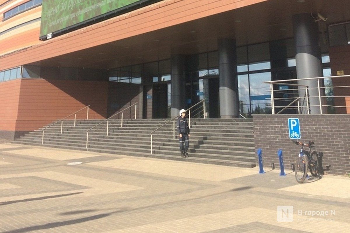 Посетителей ТЦ &laquo;Небо&raquo; эвакуировали в Нижнем Новгороде - фото 1