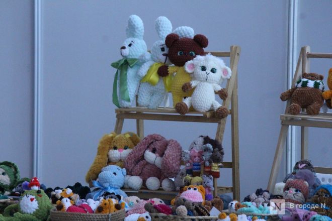 С блинами и в сугробах: как прошла Масленица в Нижнем Новгороде — фоторепортаж - фото 25