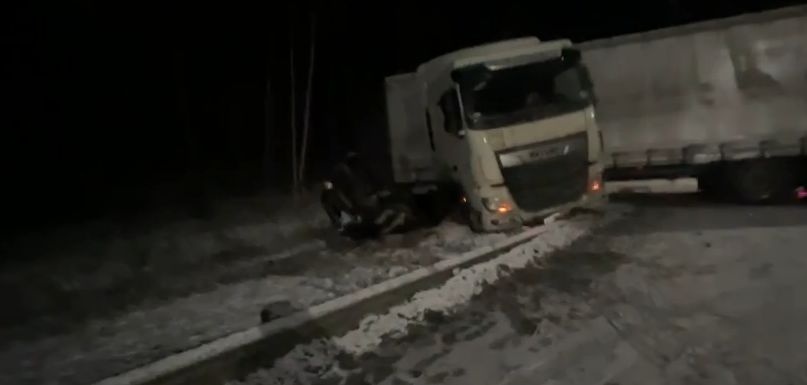 Два человека пострадали в массовом ДТП в Нижнем Новгороде - фото 1