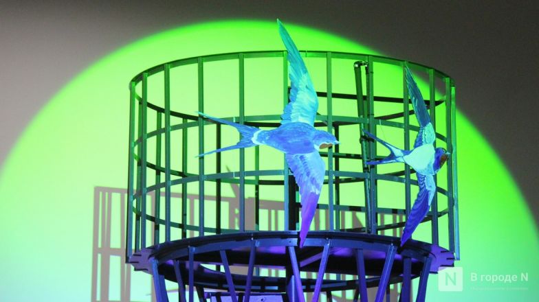 Фоторепортаж: выставка &laquo;АРТ МИР &mdash; 2026&raquo; открылась в Нижнем Новгороде - фото 180