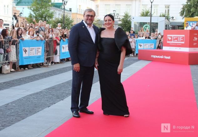 Фоторепортаж: знаменитости на открытии «Горький fest» в Нижнем Новгороде - фото 85