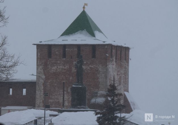 Снежный циклон &laquo;Валли&raquo; обрушился на Нижний Новгород: фоторепортаж - фото 57