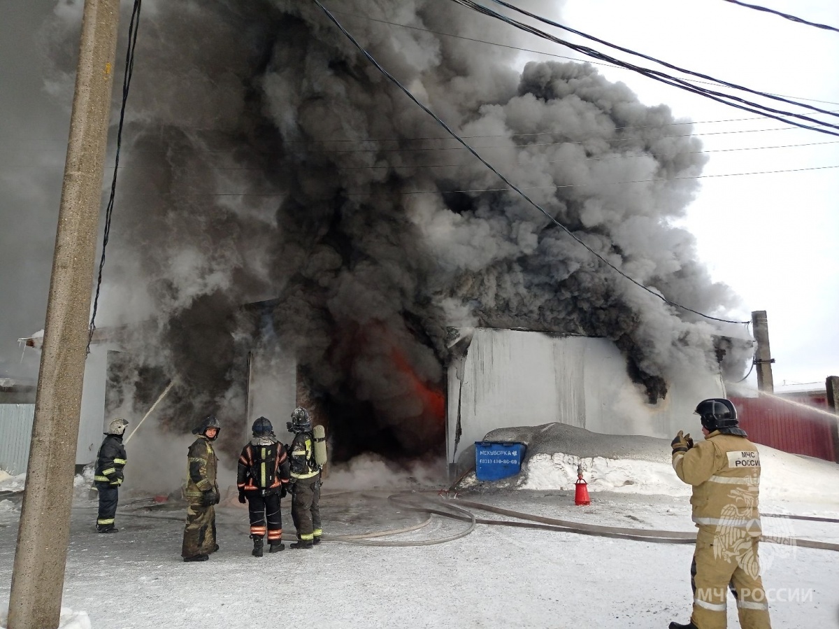 Цех по производству свечей горел в Нижегородской области - фото 1