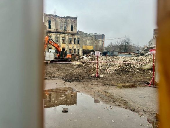 Конструкции ДК им. Ленина начинают разбирать в Нижнем Новгороде - фото 3