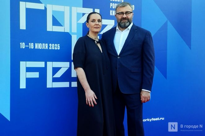 Знаменитости здесь: фоторепортаж с открытия &laquo;Горький fest&raquo; в Нижнем Новгороде - фото 54