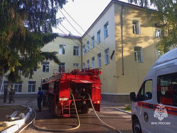 Нижегородский Минздрав прокомментировал пожар в Воротынской больнице - фото 2