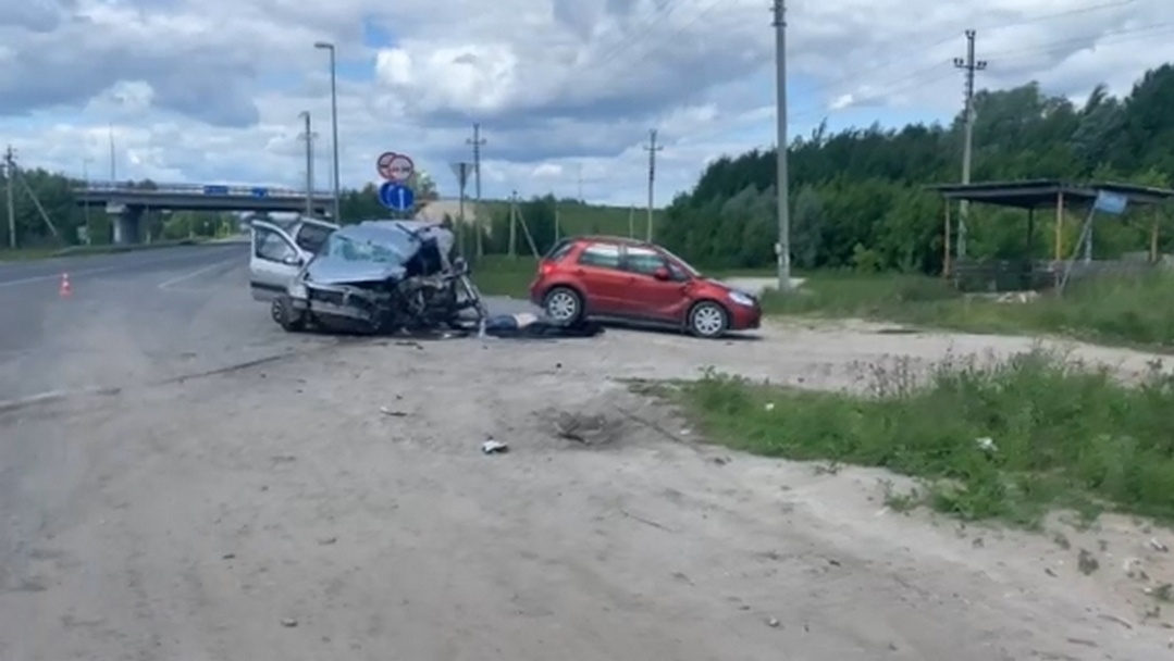 Водитель «Лады» погиб после столкновения с грузовиком в Балахнинском районе