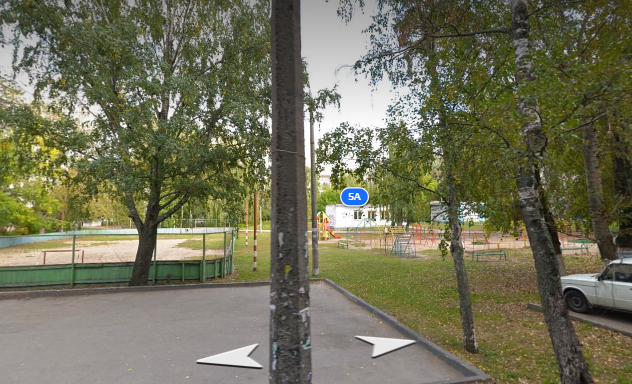 Жители Сормова пожаловались мэру на снос детской площадки и спил деревьев - фото 1