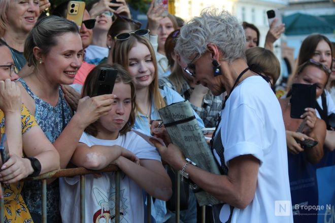Фоторепортаж: как прошло закрытие &laquo;Горький fest&raquo; со знаменитостями в Нижнем Новгороде - фото 194
