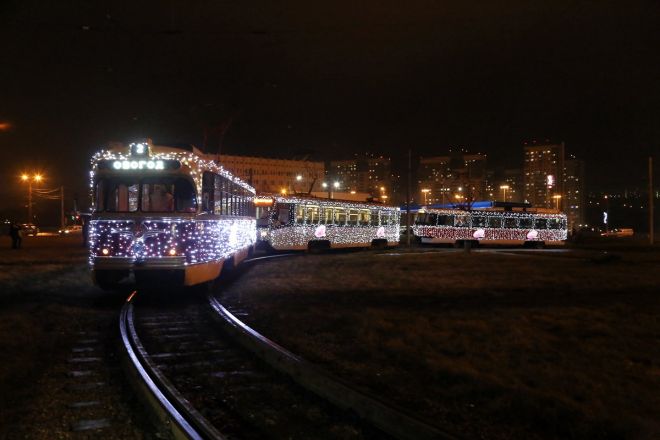 Трио новогодних трамваев вышло на нижегородские маршруты - фото 2