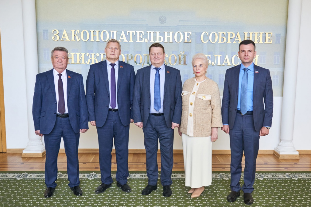 Нижегородские коммунисты предлагают сделать школьное питание бесплатным - фото 1