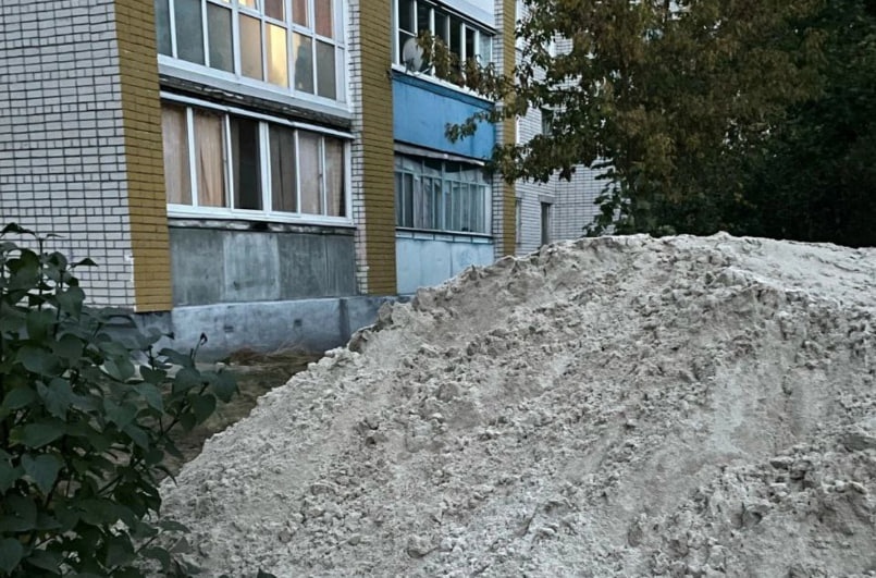 Жильцы дома в Дзержинске не могут вернуться в квартиры из-за изучения грунта - фото 1
