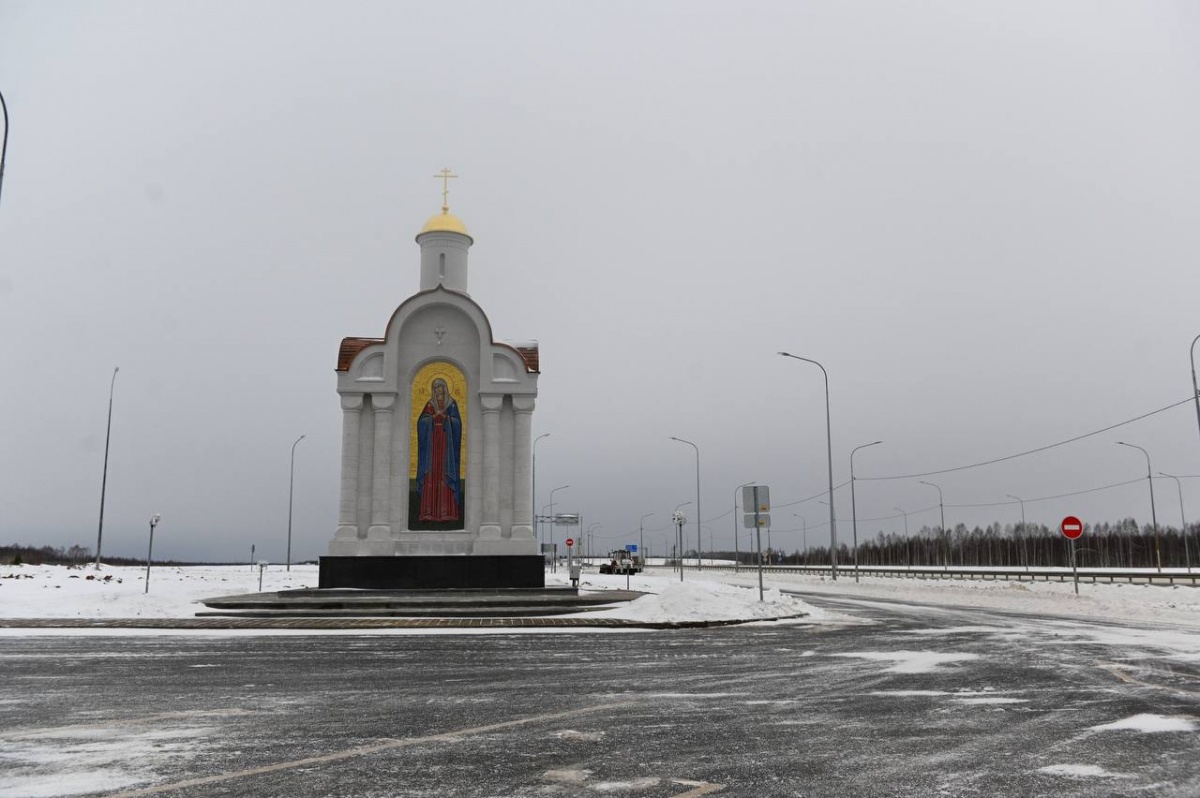 Киот освятили на трассе М-12 в Нижегородской области - фото 1