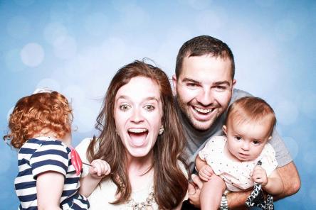 4 вещи, которые нельзя делать при детях