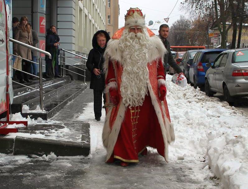 Мороз нижний. Дед Мороз из Великого Устюга без грима. Дед Мороз в Нижнем Новгороде. Дед Мороз из Устюга Нижний Новгород. Дед Мороз в Нижнем Новгороде Великий Устюг.