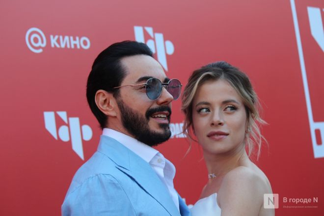 Фоторепортаж: знаменитости на открытии «Горький fest» в Нижнем Новгороде - фото 10