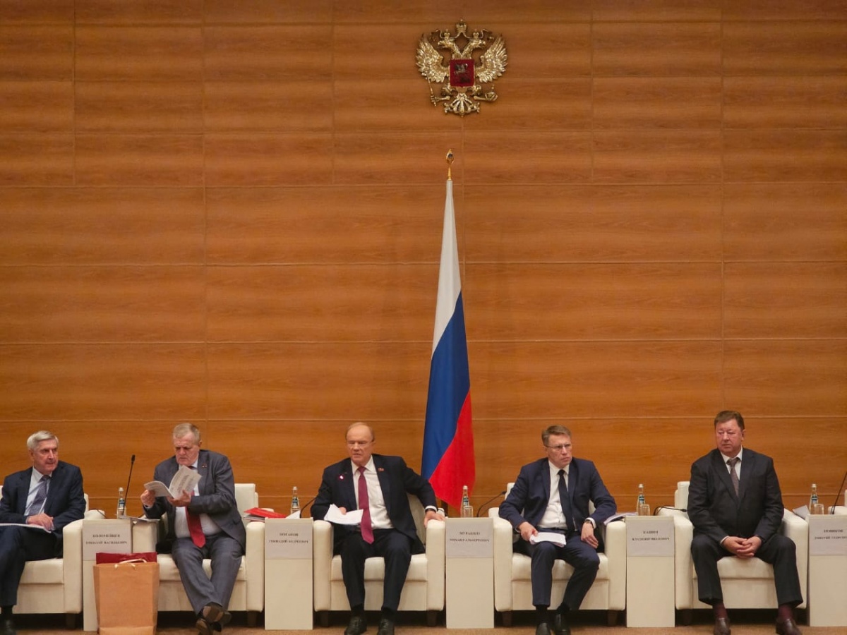 Депутат КПРФ задал вопрос Минздраву о задолженности нижегородских больниц - фото 1