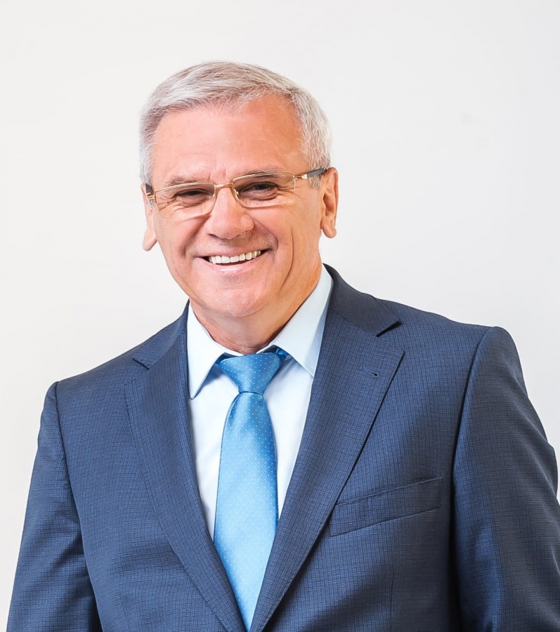 Евгений Люлин вошел в том-3 самых медийных законодателей России - фото 1